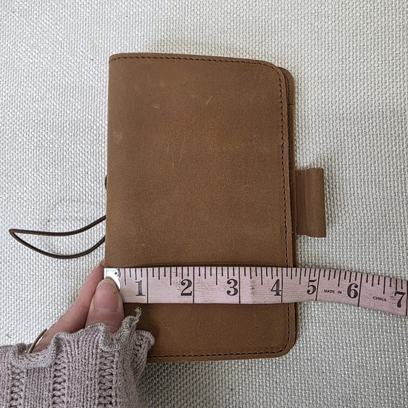 Planner Perfect Leather Traveler’s Notebook – Classic Brown - Picture 9 of 13